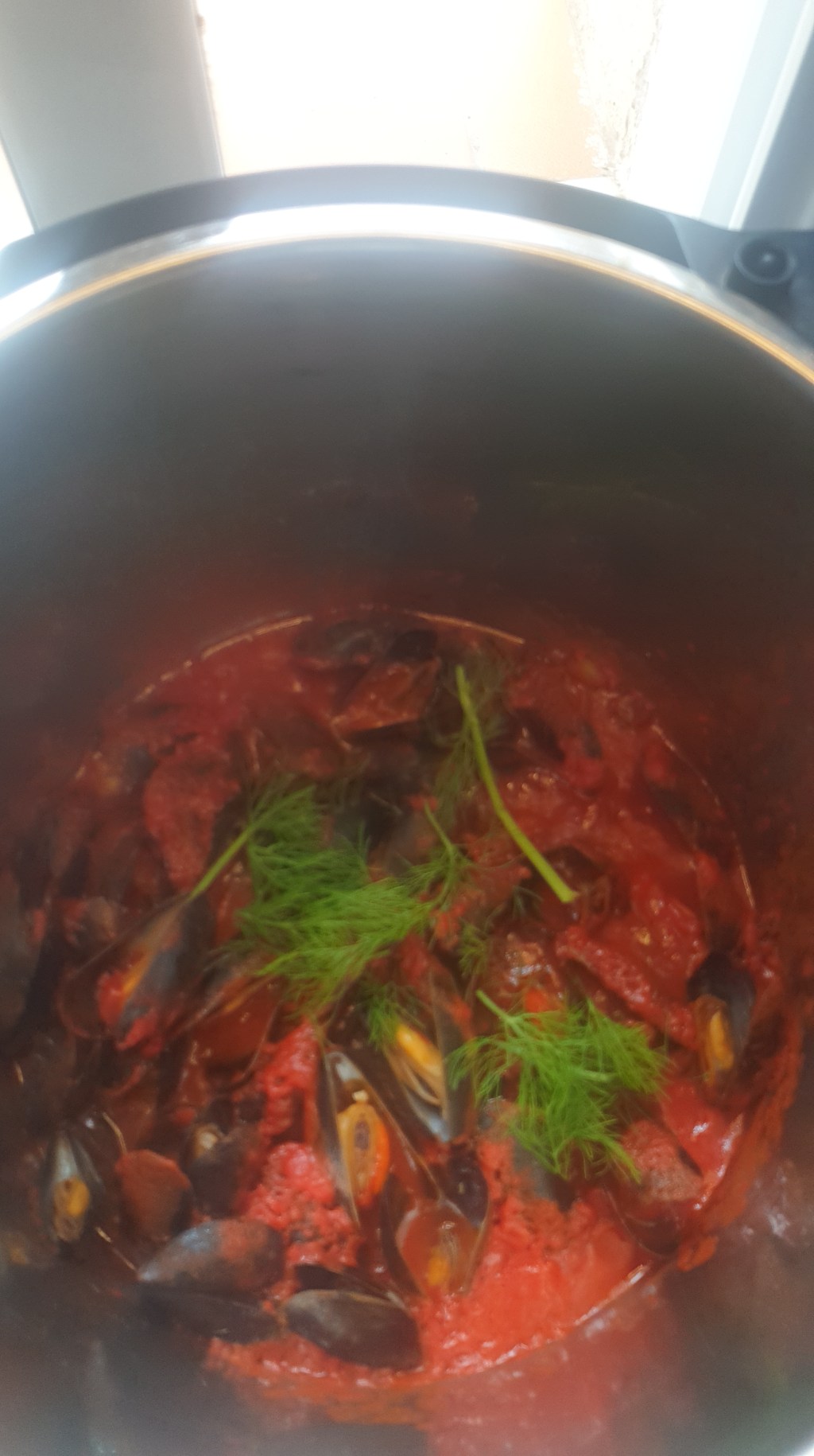 Mejillones con salsa de tomate