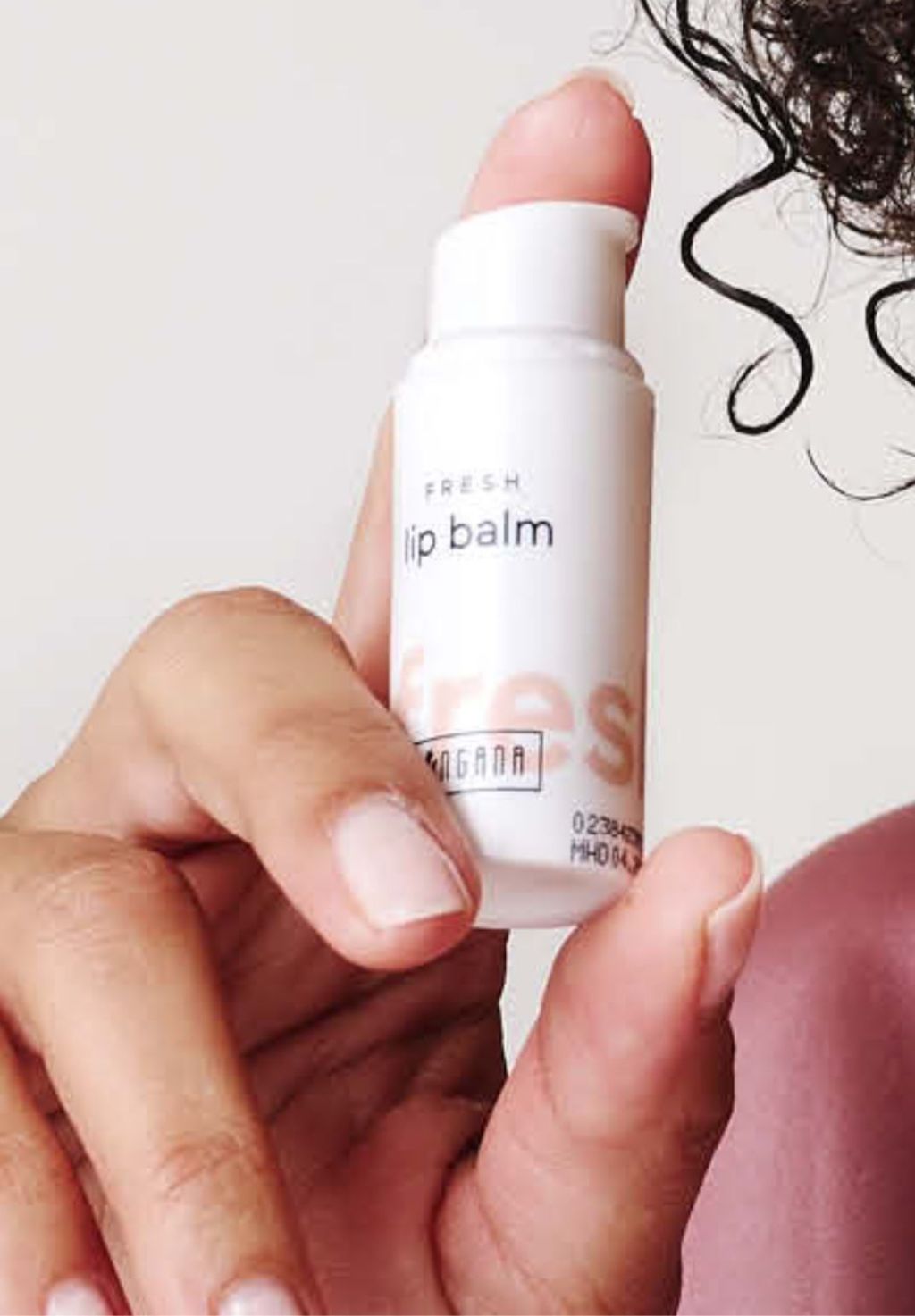 Cómo conseguir labios jugosos e hidratados por más tiempo